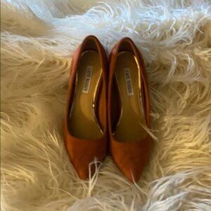 Women dress shoes